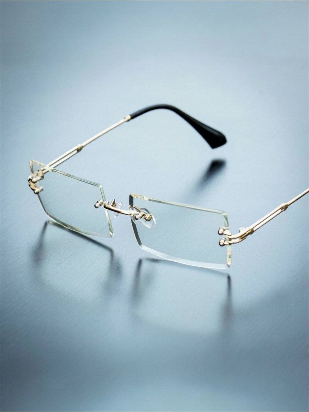 Men's Gold Sophisticated Clear Lens Square Rimless